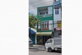 Nhà mặt tiền 3 tầng Nguyễn Tri Phương diện tích lớn trung tâm Hải Châu giá siêu rẻ