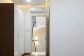 Mặt tiền Hồ Văn Huê, Phú Nhuận, 114m2, lửng 4 lầu, giá 21 tỷ.