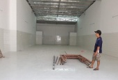 Nhà kho/xưởng 300m2 mới , đẹp kinh danh lâu dài