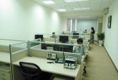 văn phòng trung tâm quận Phú Nhuận đường Đào Duy Từ .