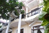 Villa Cho Thuê  Đường 12 ,Bình An,Quận 2 Giá 2000usd/tháng