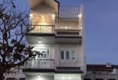 Villa Cho Thuê Phù Hợp Kinh Doanh, Diện Tích 140m2 Giá 2500usd/tháng